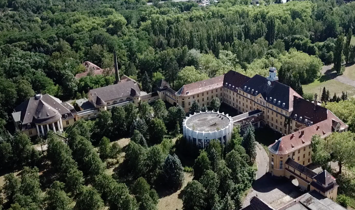 Roter Stern verschwunden – Potsdam Museum