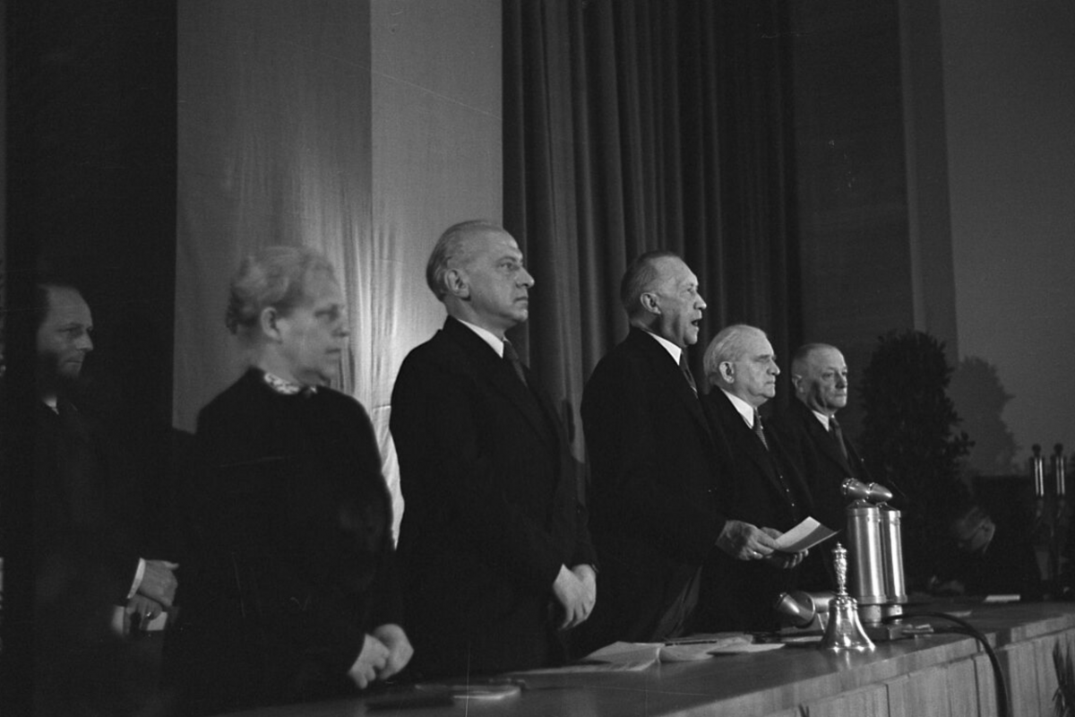 Deutschlands Demokratie: Die bestgeschützte der Welt – dank einer Verfassung, die keiner Mehrheit gehört, sondern der Menschlichkeit