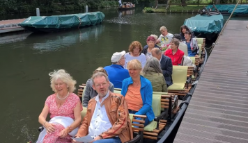 Film ab: Sommerfahrt mit Präventos – Mit Mozart, Fontane und Whisky durchs Spreewald-Labyrinth