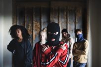 Glanz, Glitter, geblendet – wie Castingshows Jugendliche ausnutzen – das Musical