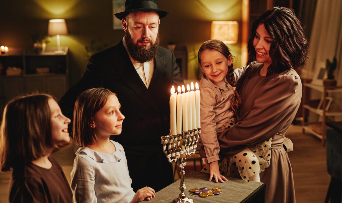 Von Klemperer bis TikTok: Warum die Sprache der Rechten so gefährlich ist