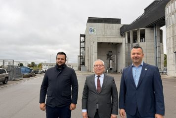 Mongolei interessiert Energiewende mit bayerischer Technologie – Botschafter Dr. Birvaa Mandahbileg zu Gast bei der Blue Energy Group